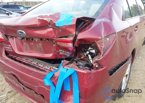 2017 Subaru Legacy 2.5I Premium z USA, uszkodzony, nr VIN 4S3BNAF61H3024622